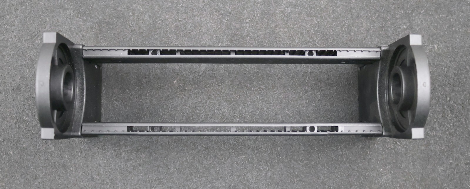 IGUS KMA connection element 39000.10 internal dimension 210x42mm external dimension 233x63x114mm