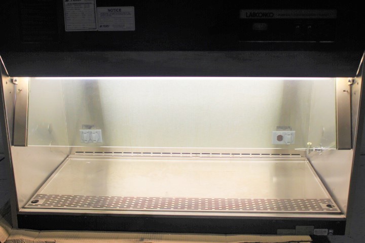 Labconco 36808 Weighing Station with HEPA Filter and Variable Speed (3368258)