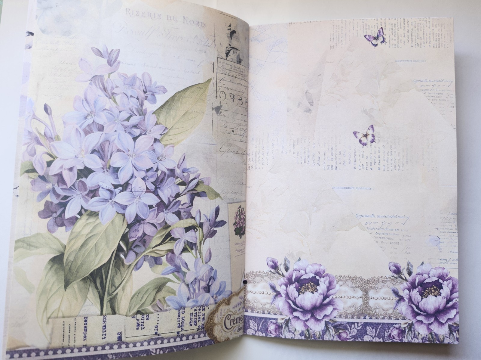 Junk Journal Blank Booklet «LAVENDER DREAMS» Vintage Purples 40pgs
