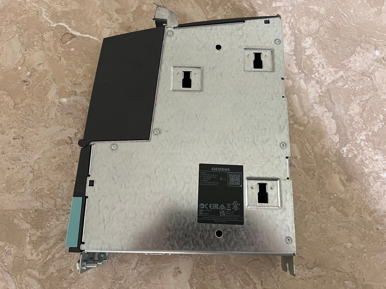 Siemens Sinamics 6SL3040-1MA01-0AA0 CU320-2 PN CONTROL UNIT *USED*