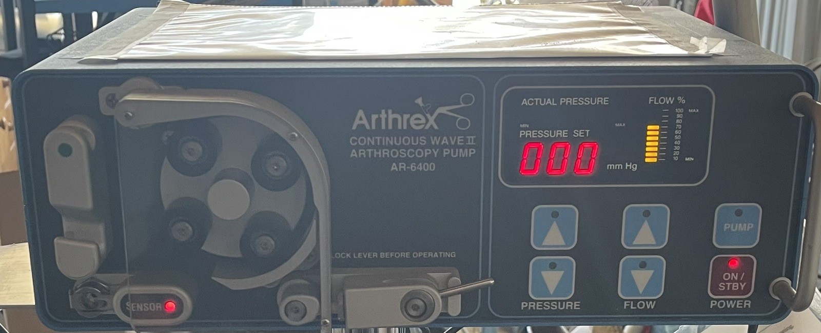 Arthrex Continuous Wave II Arthroscopy Pump AR-6400 w/ Remote AR-6306