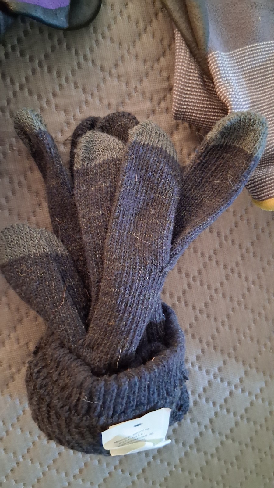 Eight random pair of gloves