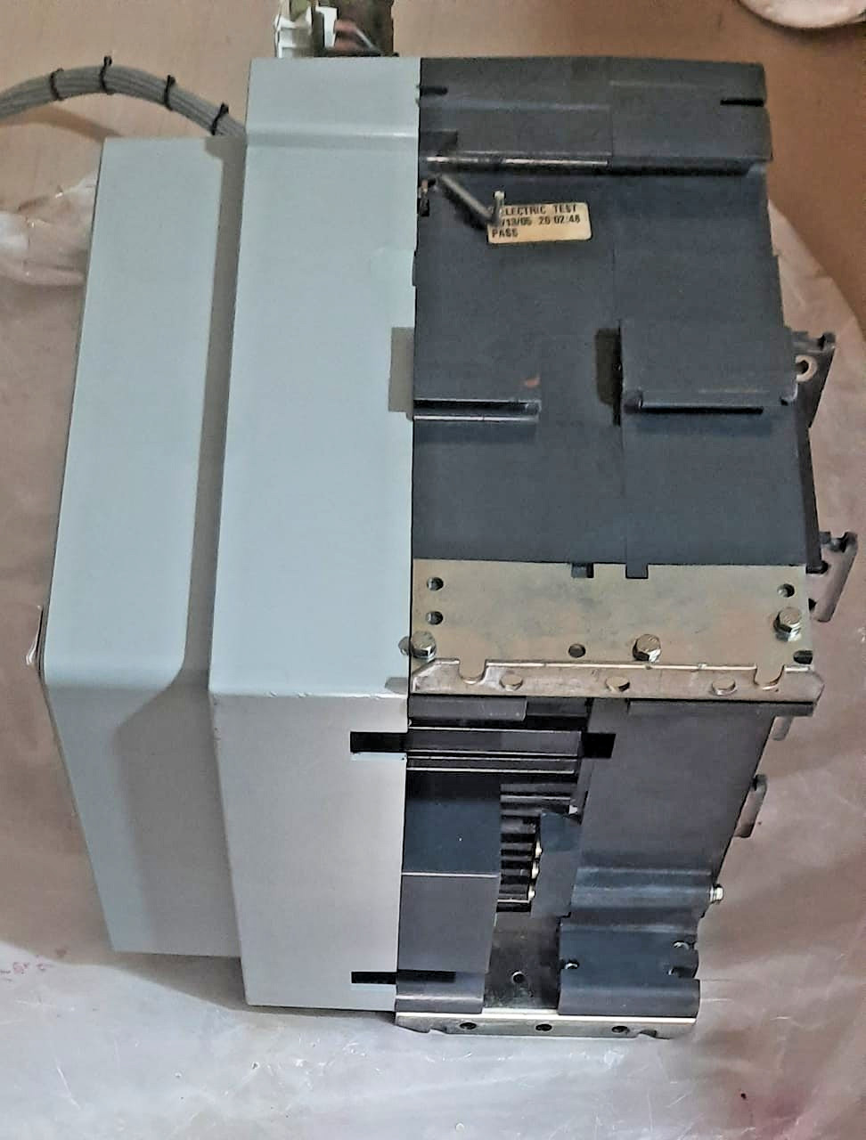 Eaton Cutler-Hammer Magnum DS MDN620 BREAKER – 2000 A – FAST SHIPPING