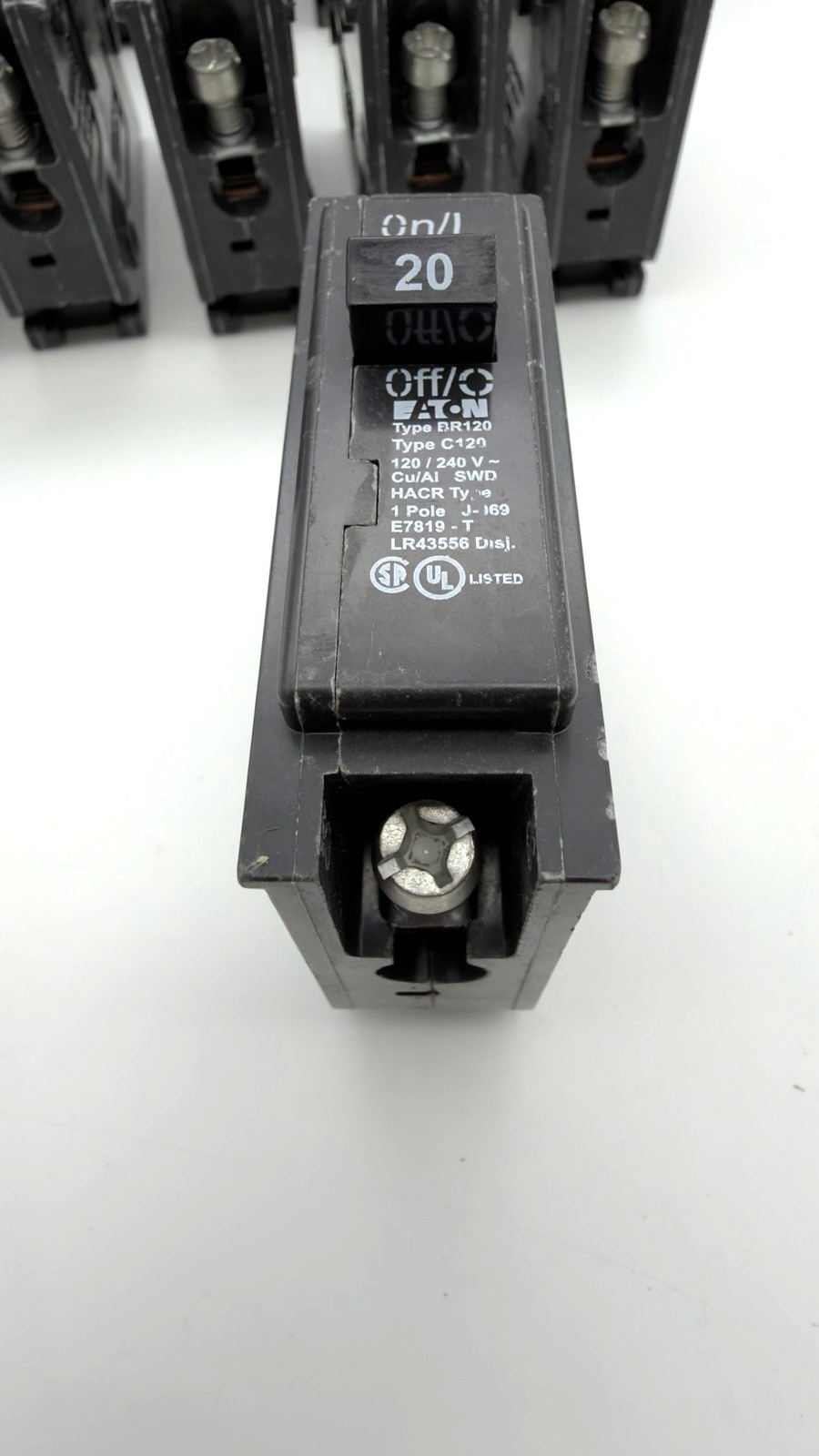 Lot of 12 – Eaton BR120 & C120 20A 1P Circuit Breakers NEW OPEN BOX
