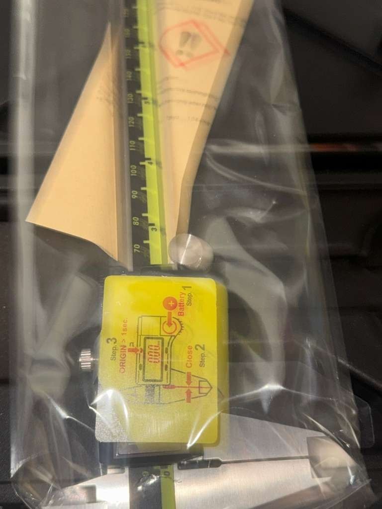 Professional AOS Digital Caliper 0-6″ / 0-150mm High Accuracy Micrometer Gauge