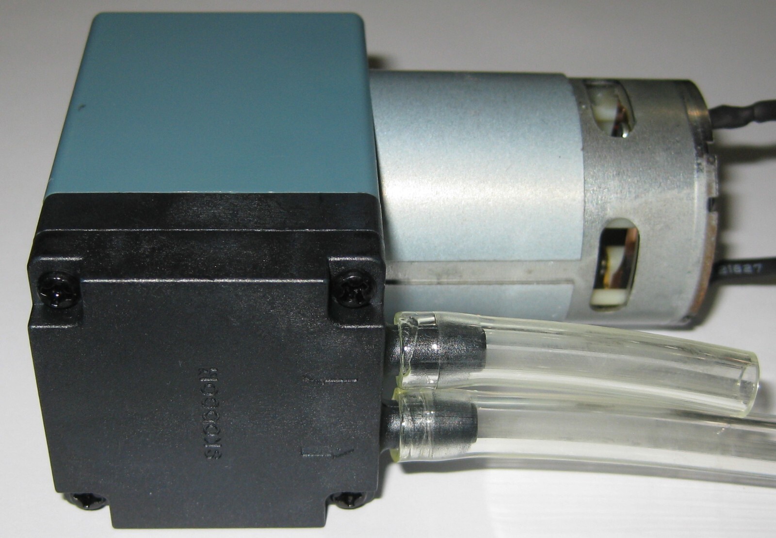 12 V DC Single Diaphragm Head Pressure / Vacuum Pump w/ Check Valve – 10 L/min