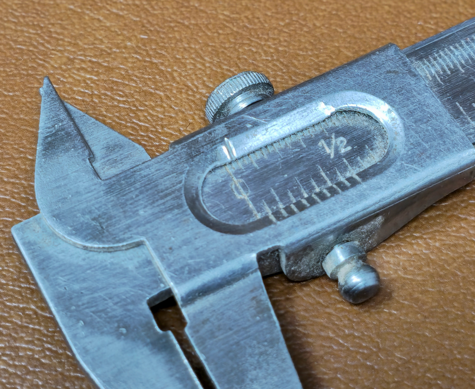Vintage SYG Spain 5″ Vernier Caliper Inside Outside