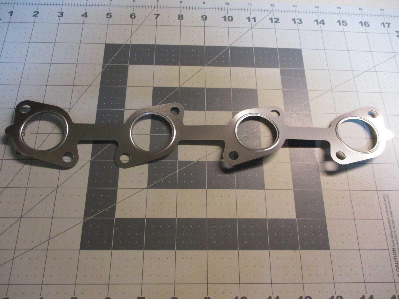 Daedong E6520-12351 Manifold Gasket Mahindra 4510 DD-E6520-12352