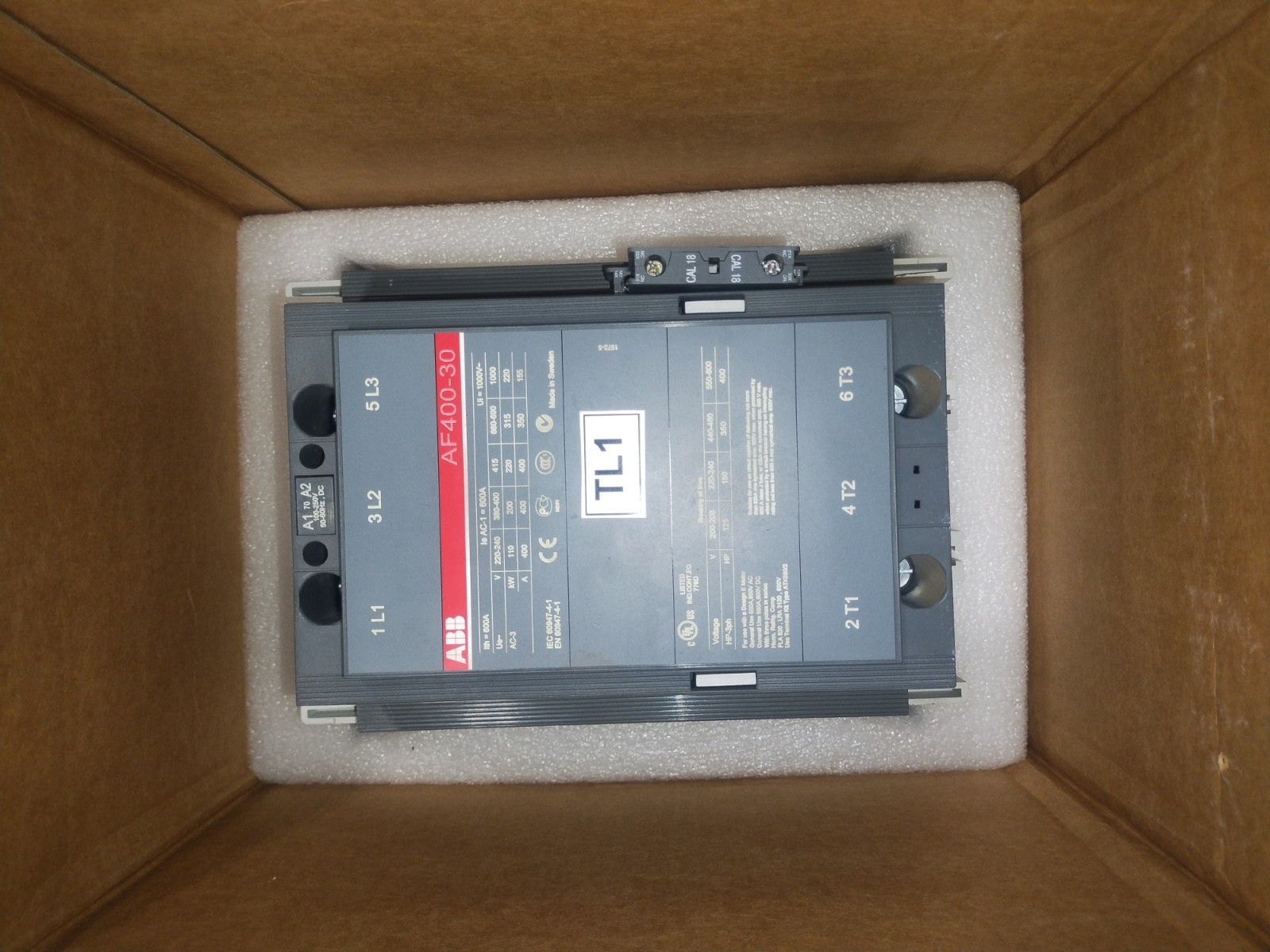ABB AF400-30 Standard IEC Contactor 600A AC-1 100-250V AC/DC Coil 3P