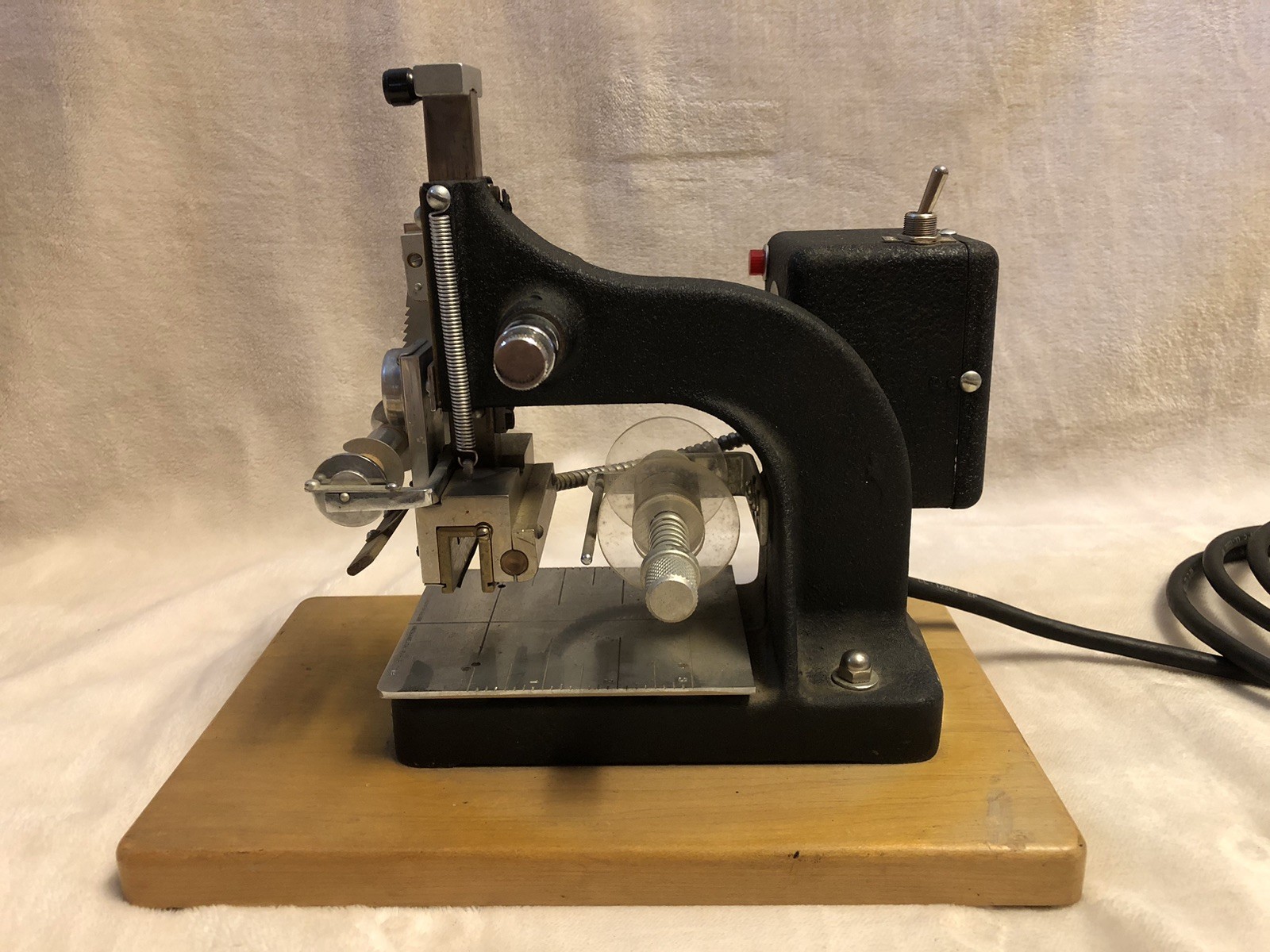 Kingsley Model M-100-BA Hot Foil Stamp Press Machine (Works) No Handle Or Stamps
