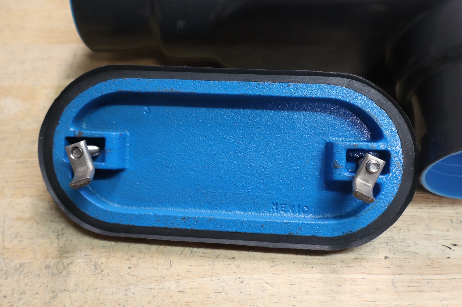 OCAL LB67-G 2″ OUTLET PVC COATED LB-STYLE CONDUIT BODY FORM-7 WITH COVER