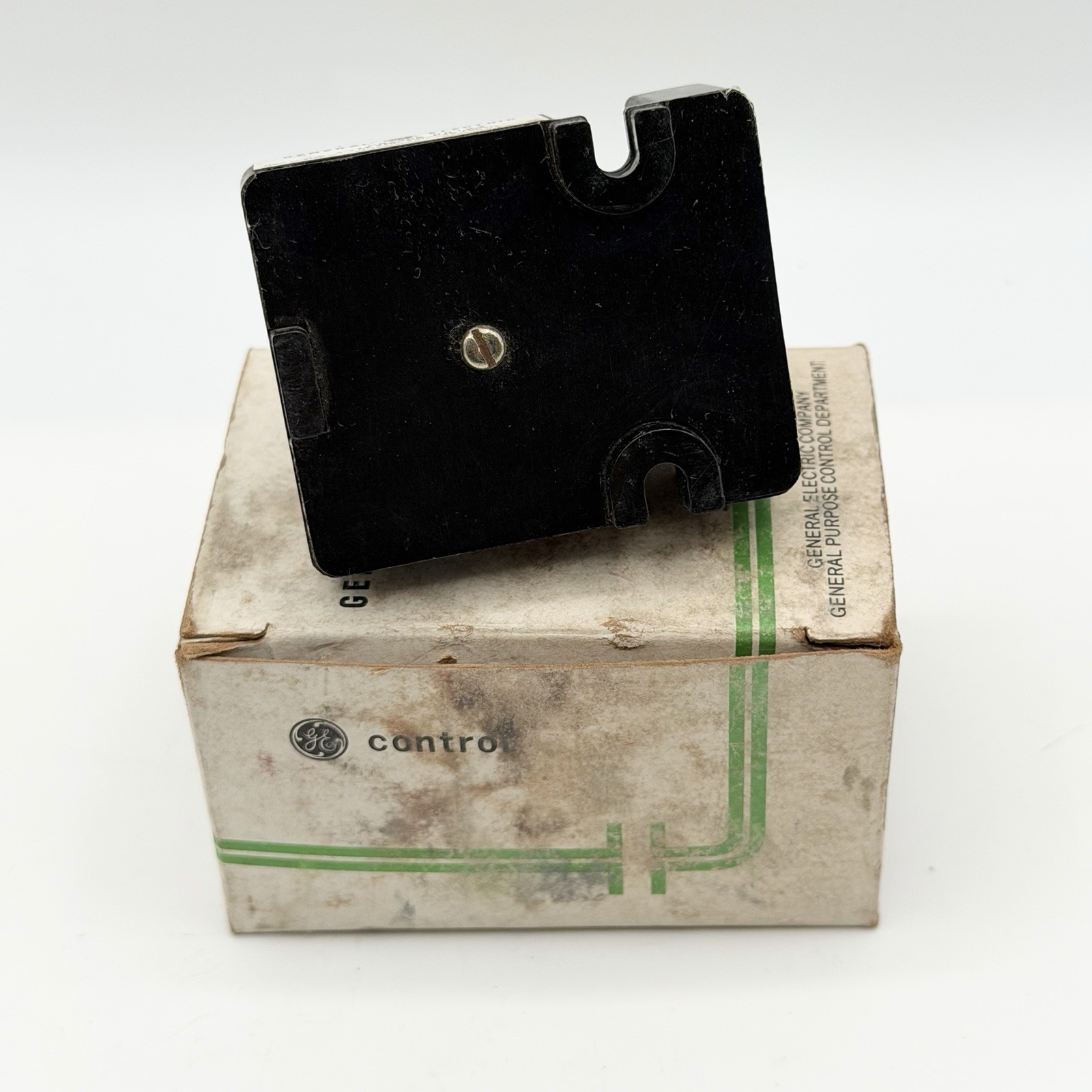 GE CR120E00102 General Purpose Power Relay 115VAC Coil 15A 600V Max NOS