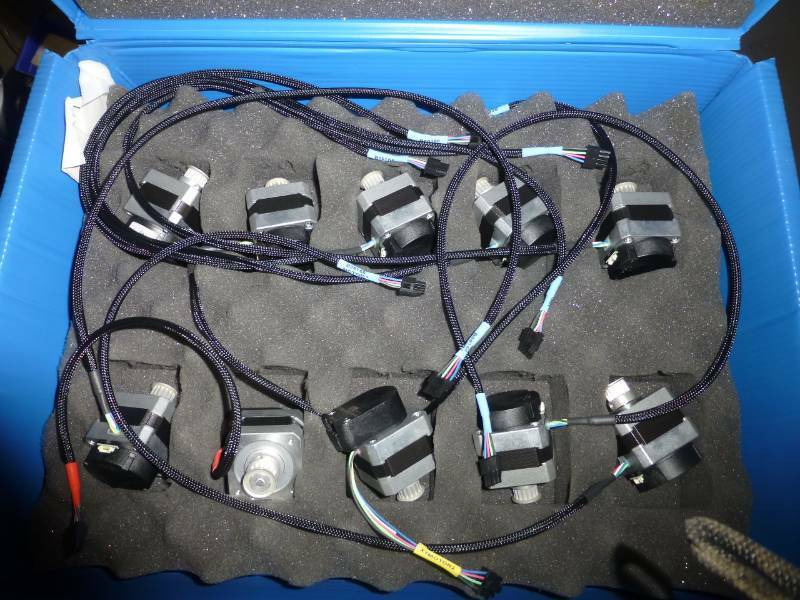 New Motor Oriental Motor VEXTA PK243-01BA-C16 2 Phasing Stepper Motor