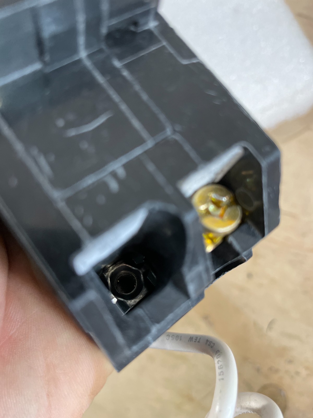 Square D QO230GFI QO 30A, 2 Pole, 120/240VAC, 10kA, Plug In Mini Circuit Breaker