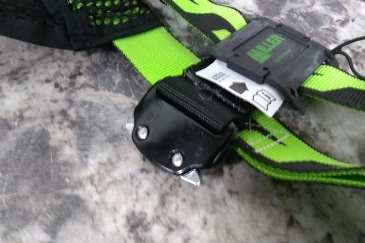 Honeywell Miller ACA-TB2/3XLGN Size 2XL/3XL 400 Lb Weight Cap Full Body Harness