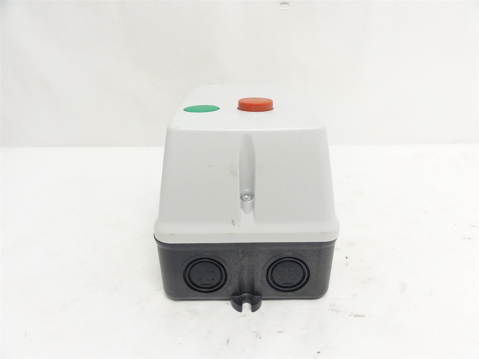 253710 New-No Box; WEG PESW-B9D39AX-R62 Enclosed Starter 115V 1ph; 230/460V 3Ph