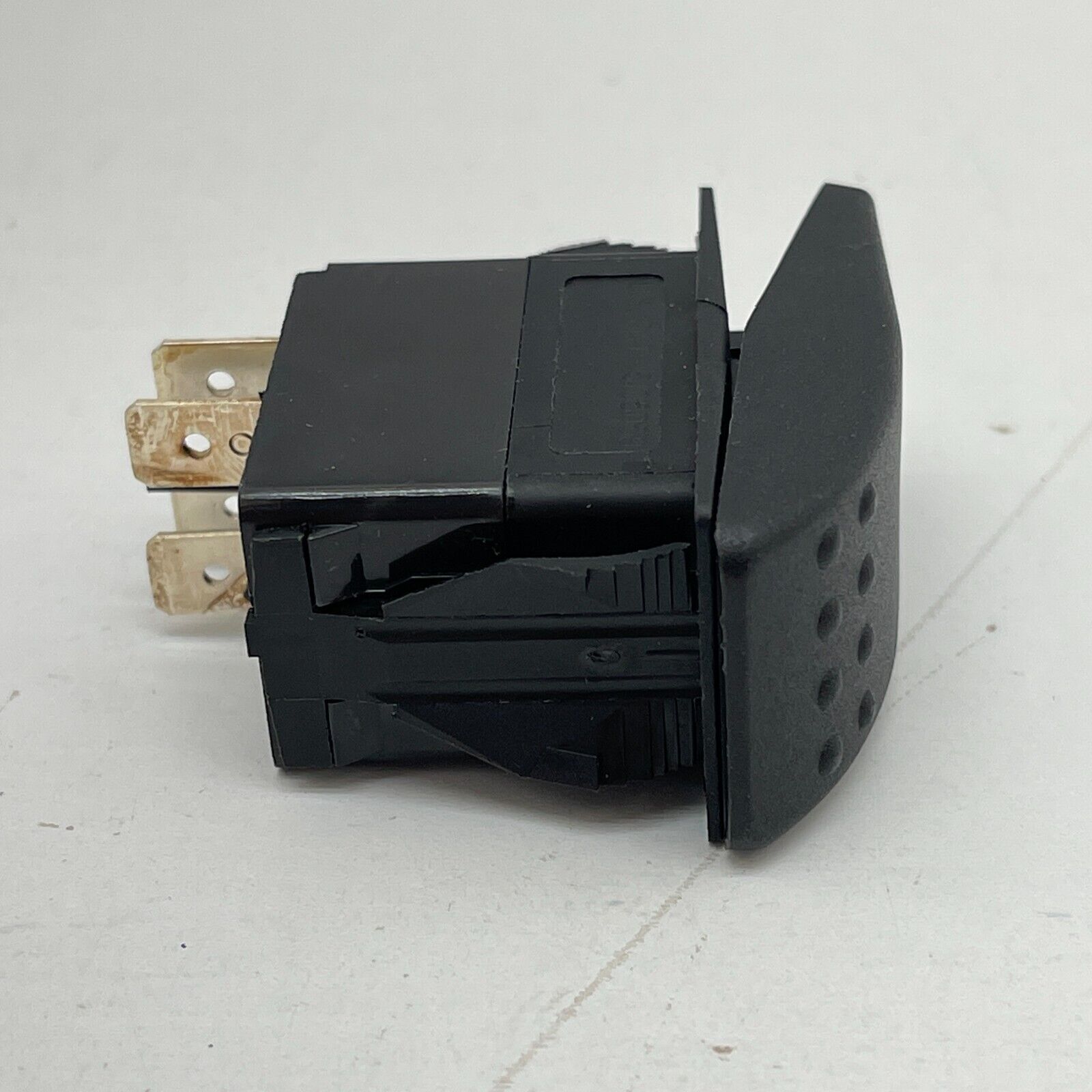Carling Technologies VAD1 Momentary Rocker Switch 20A 12V Panel Mount V Series