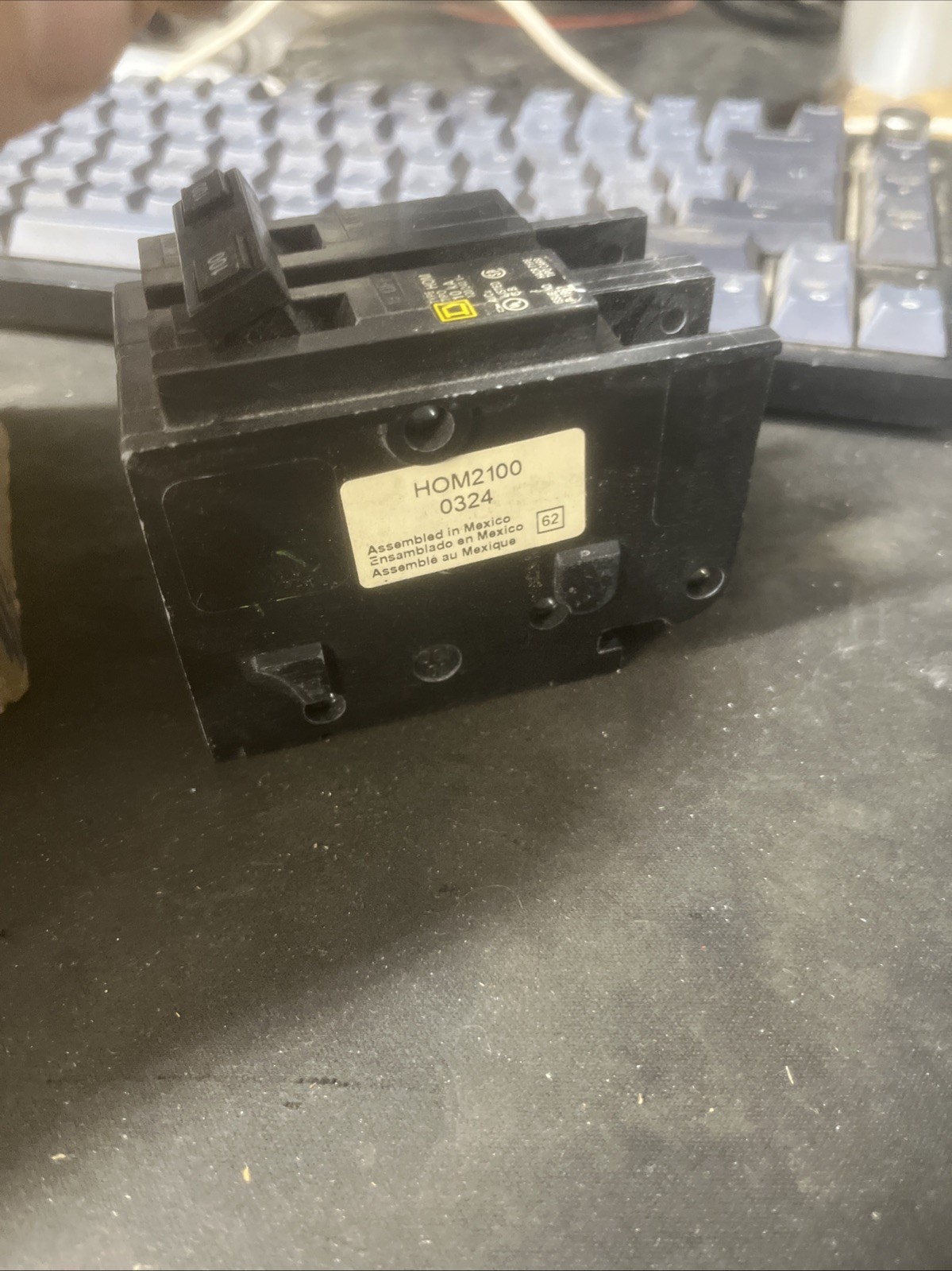 Square D HOM2100 Circuit Breaker 2 Pole 100 Amp