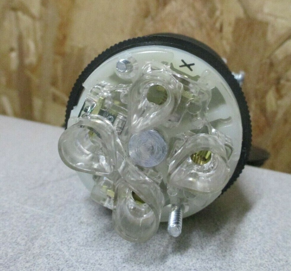 Hubbell Twist-lock 30 Amp Plug for 480 Volt 3 Phase HBL2731