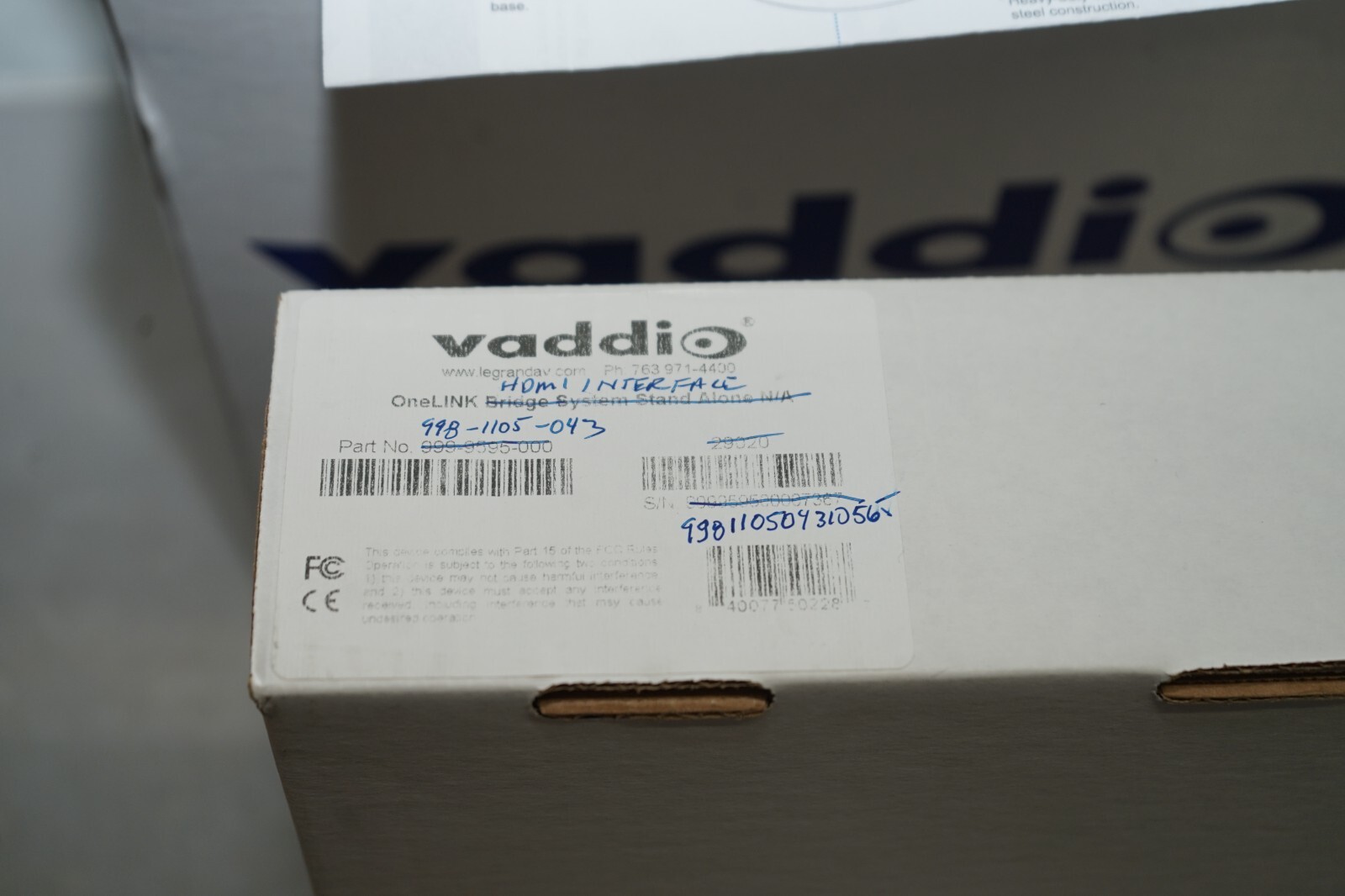 ^ Vaddio 999-99630 RoboSHOT 30E HDBT OneLINK Bridge System #X4580