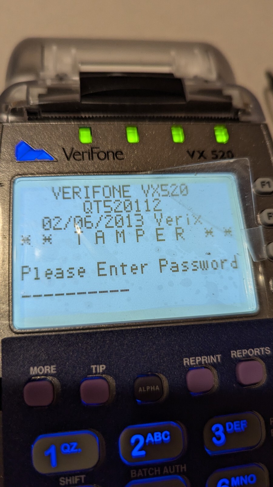VeriFone VX520 Credit Card POS Terminal Dial ETH Power Card Chip Reader