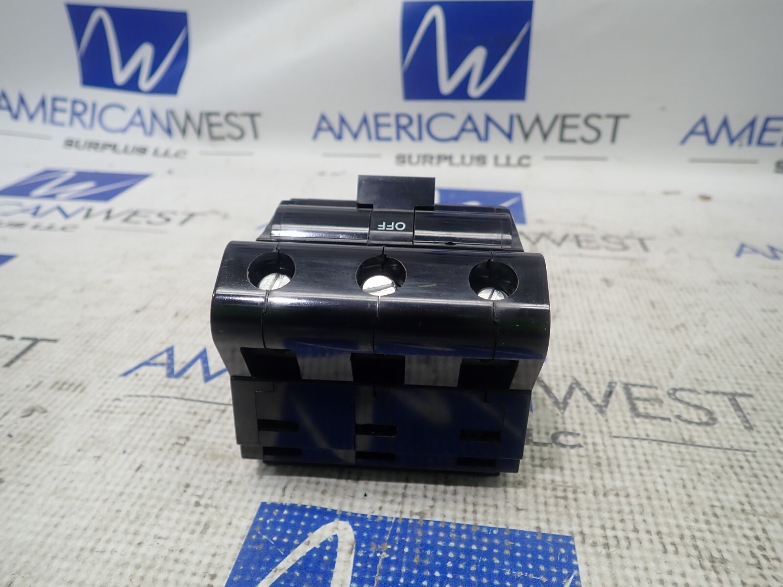 NEW FPE NB231100 3 Pole 100 Amp 240 Volt Type NB Bolt On Circuit Breaker
