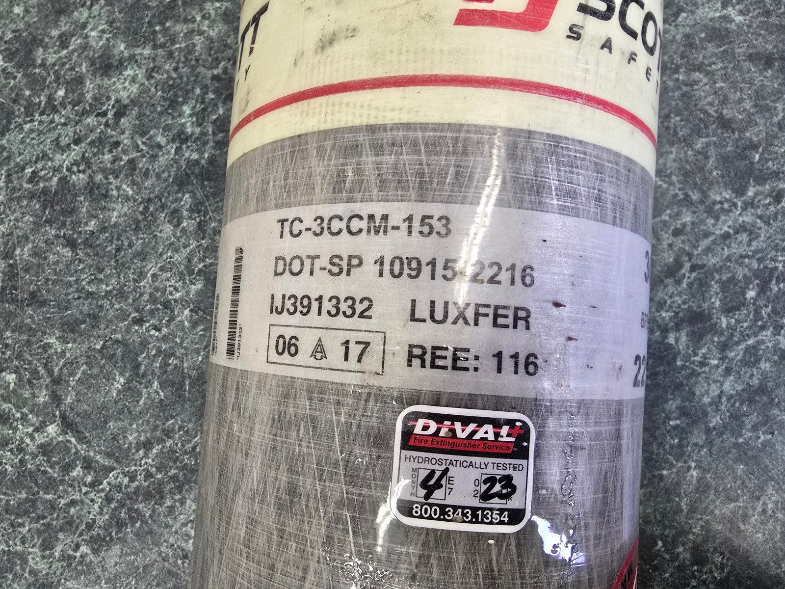 2017 SCOTT 30 min 2216 psi SCBA CARBON FIBER