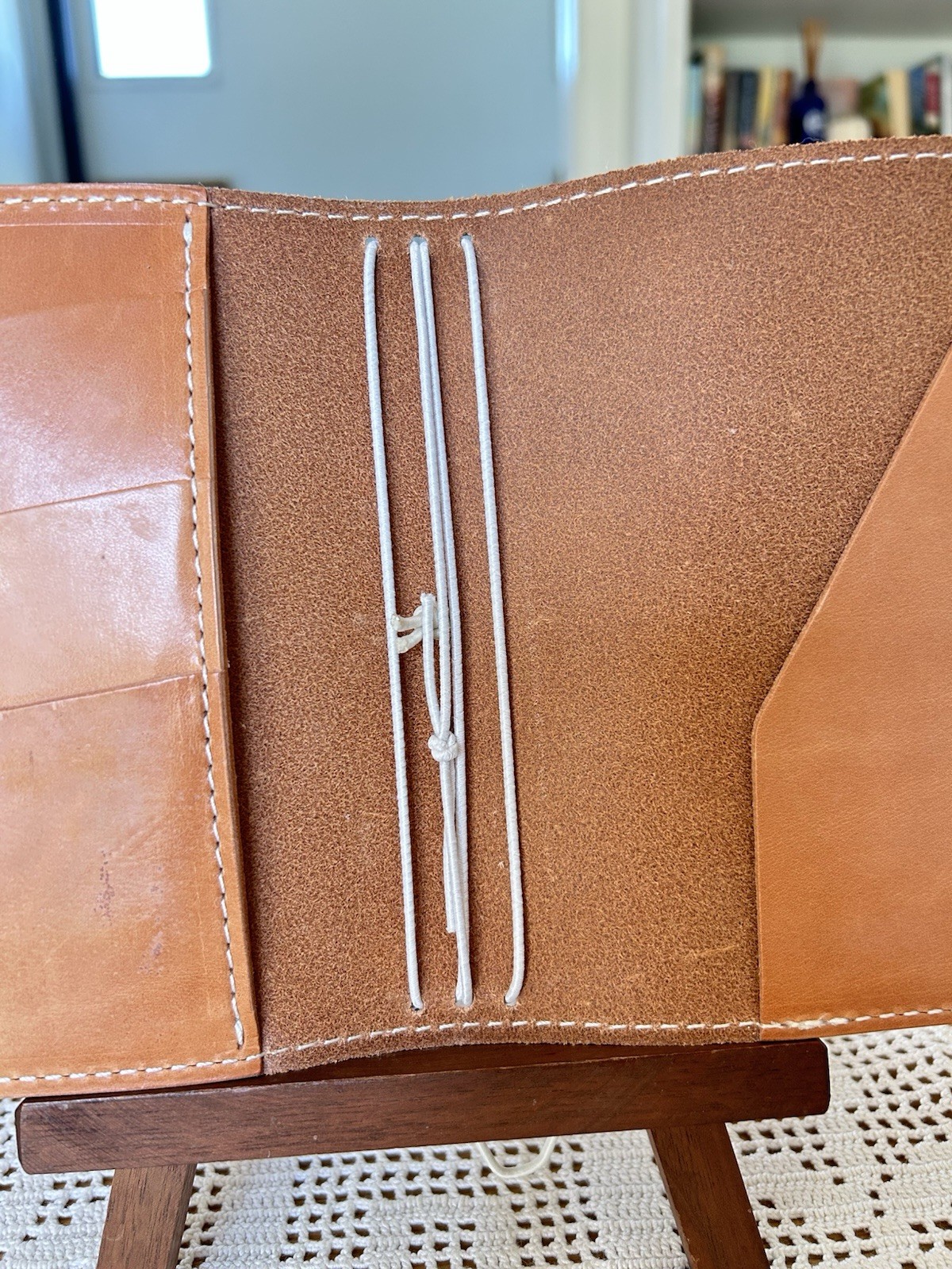 Chic Sparrow A6 Natural Veg Tan Leather Travelers Notebook 4 Notebook Elastics