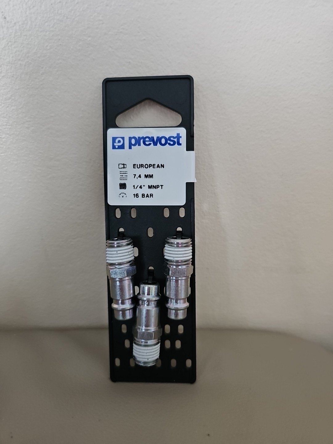 Prevost E-Style 1/4″ M NPT x 7.2 7.4 Regular Quick Coupler Plug, 3 Pieces