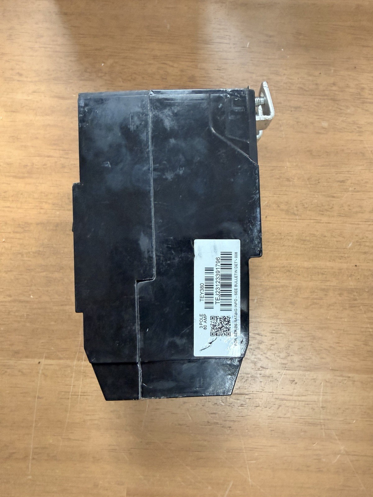 GE ABB TEY380 3 POLE 80 AMP 480/277V TYPE TEY BOLT ON CIRCUIT BREAKER