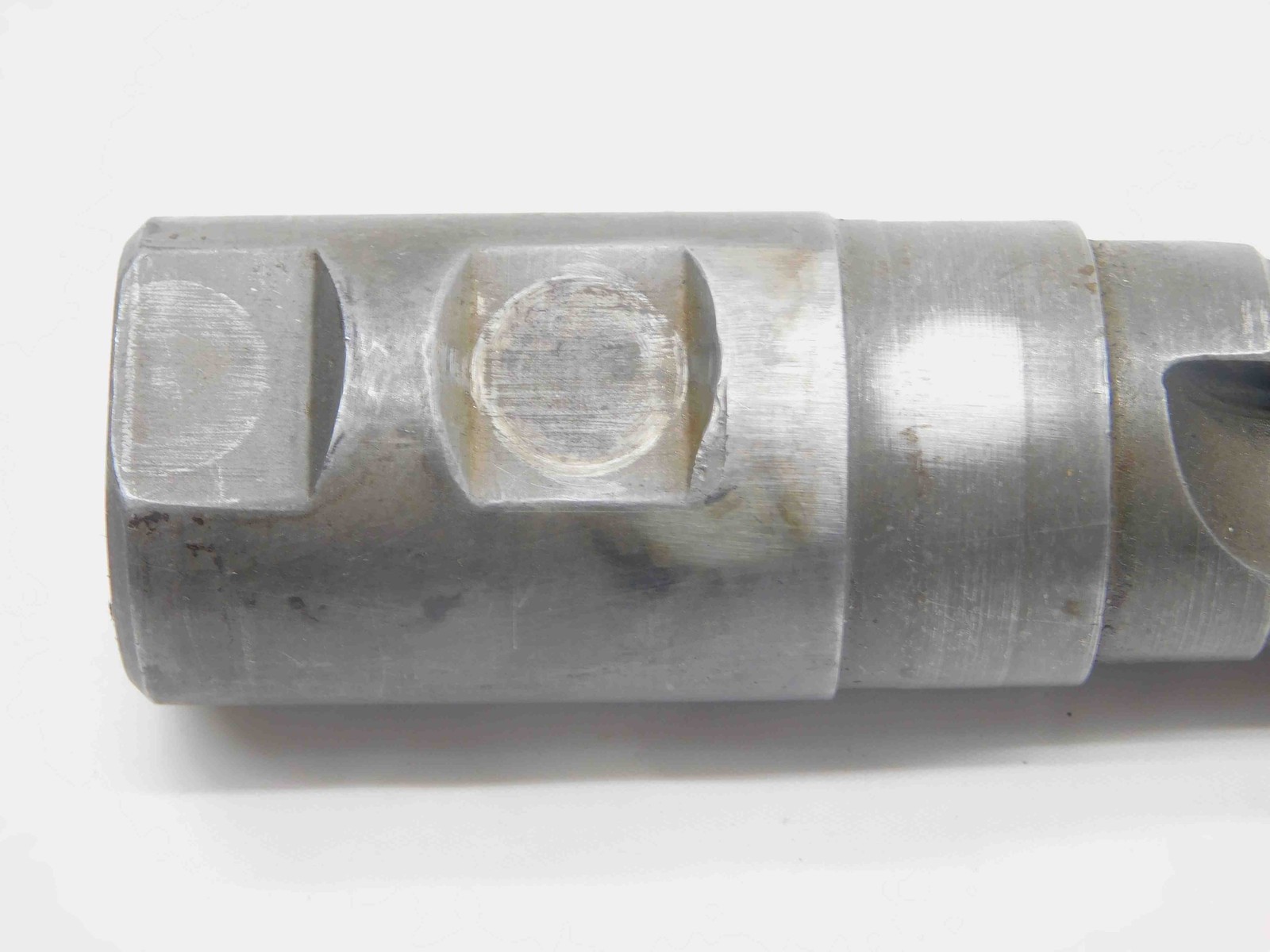 1 1/4 DIA. 4″ OAL COOLANT THRU INDEXABLE END MILL 1 1/4 SHANK 3 FLUTE 1.25