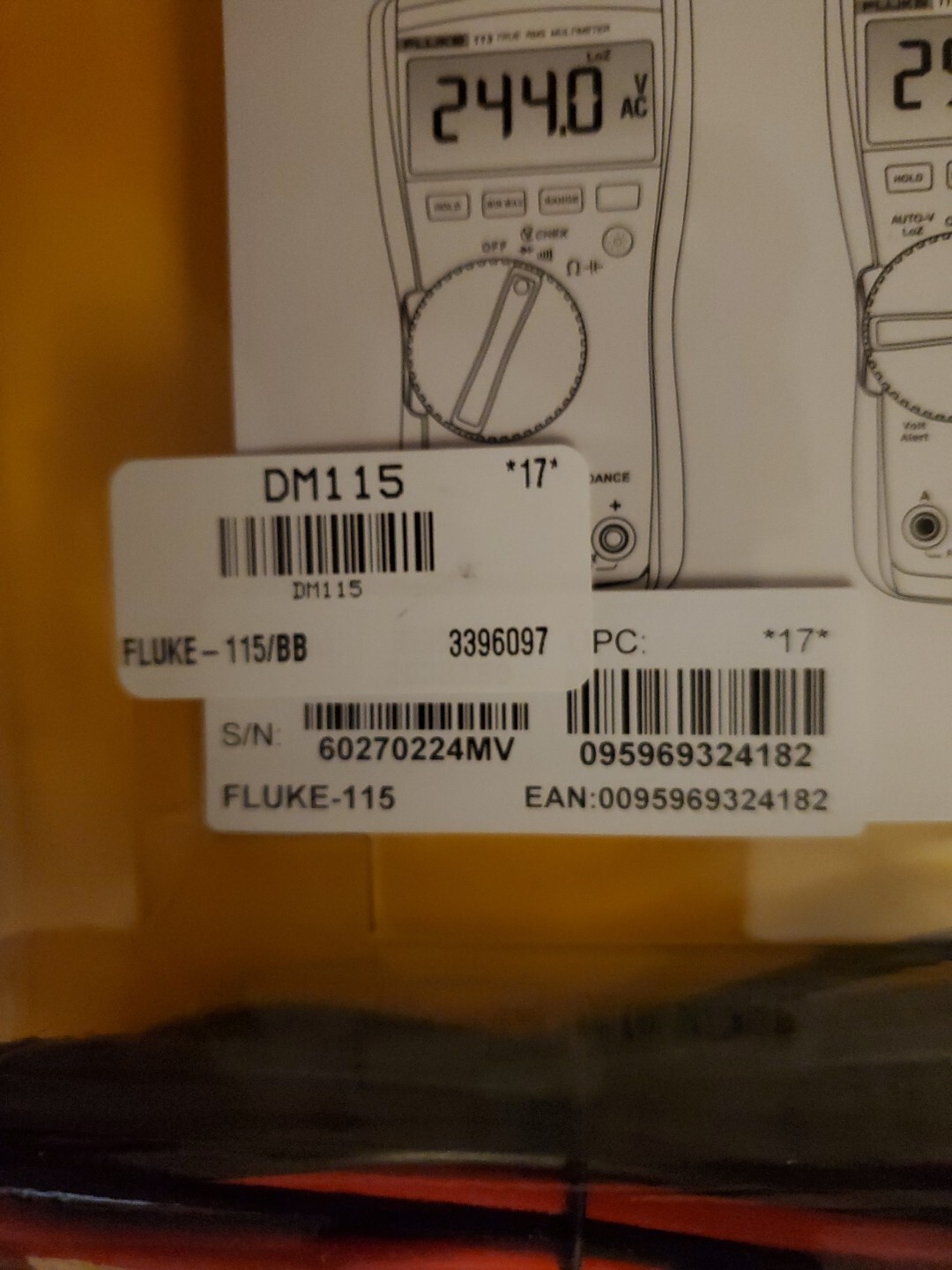 Fluke 115 Compact True-RMS Field Technicians Digital Multimeter