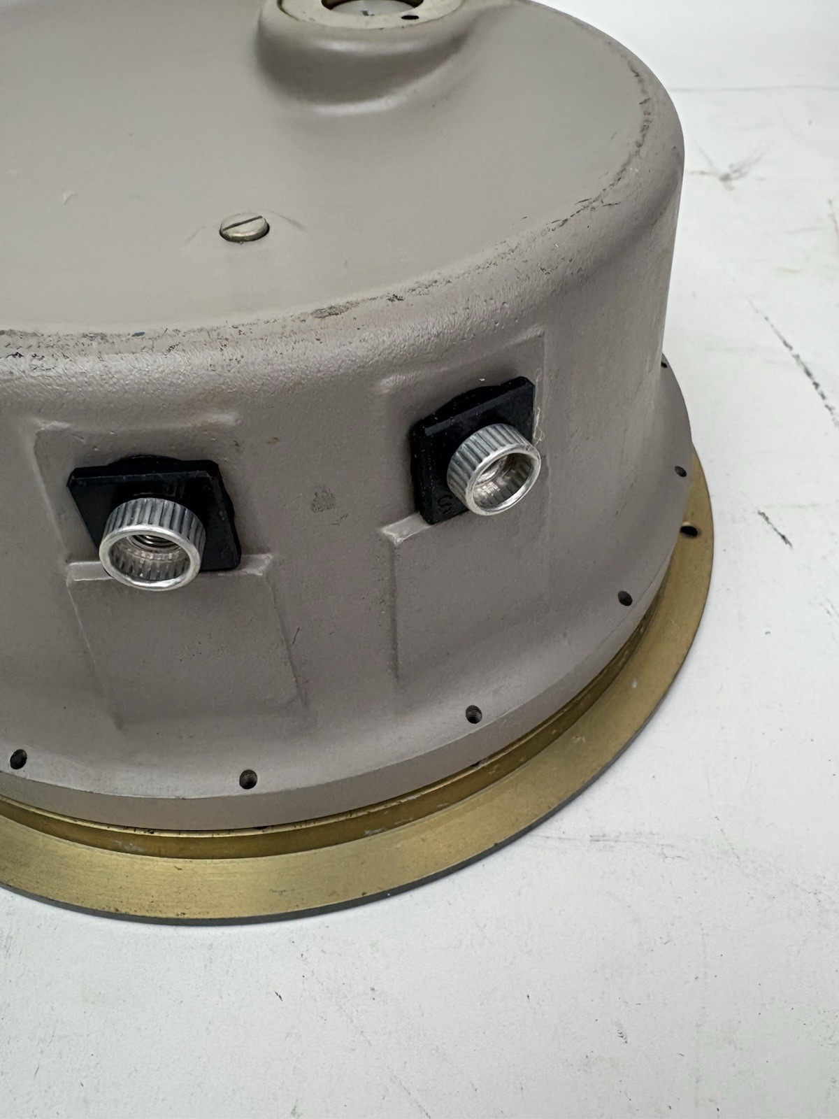 Wallace & Tiernan / Pennwalt Model 62A-4A-0100X SER Absolute Pressure Gauge