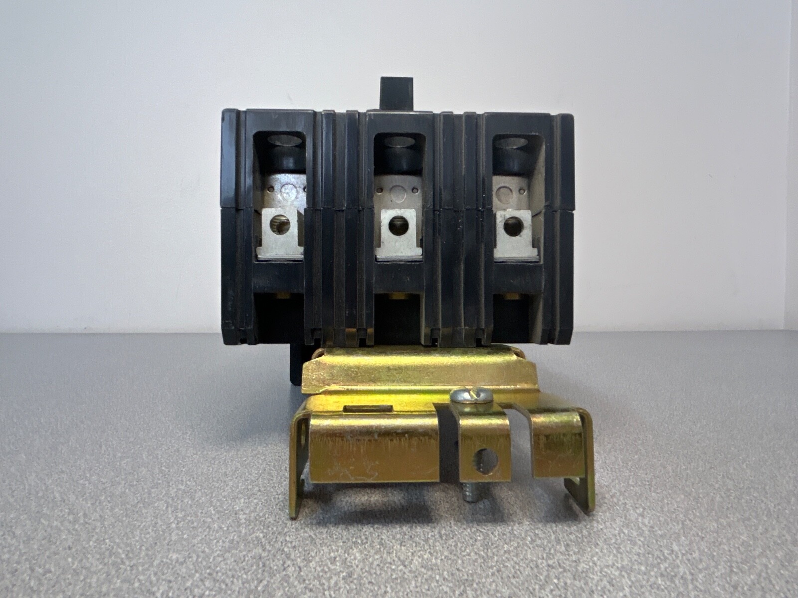 Square D FH36015 15A 600V 3PH 250VDC Circuit Breaker Series 2