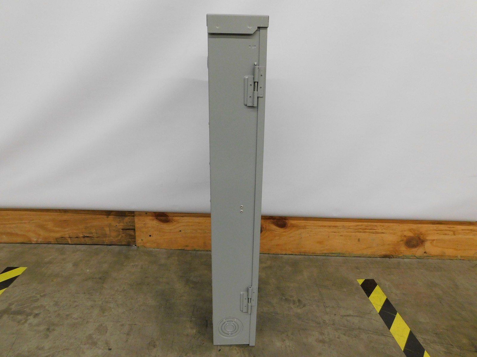 GE TM3220R64K Loadcenters and Panelboards