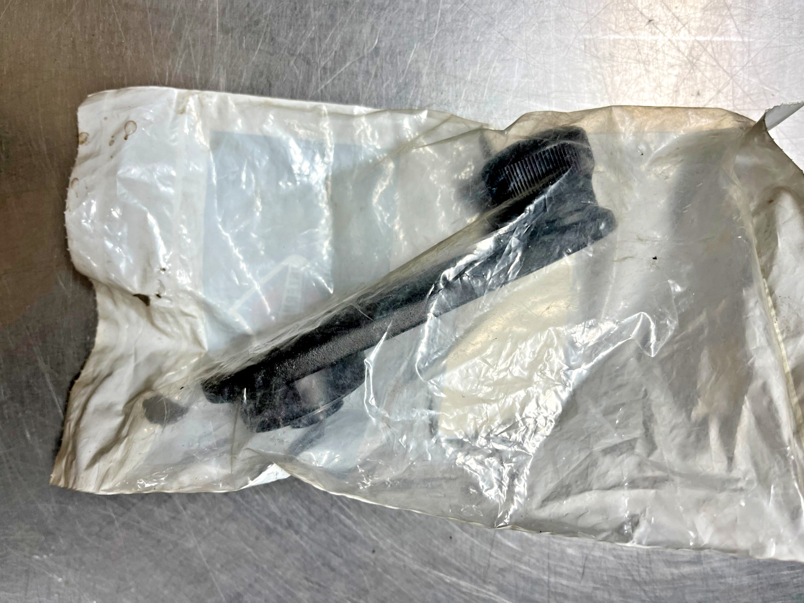 3508990C4 Genuine OEM International Navistar FORD HANDLE
