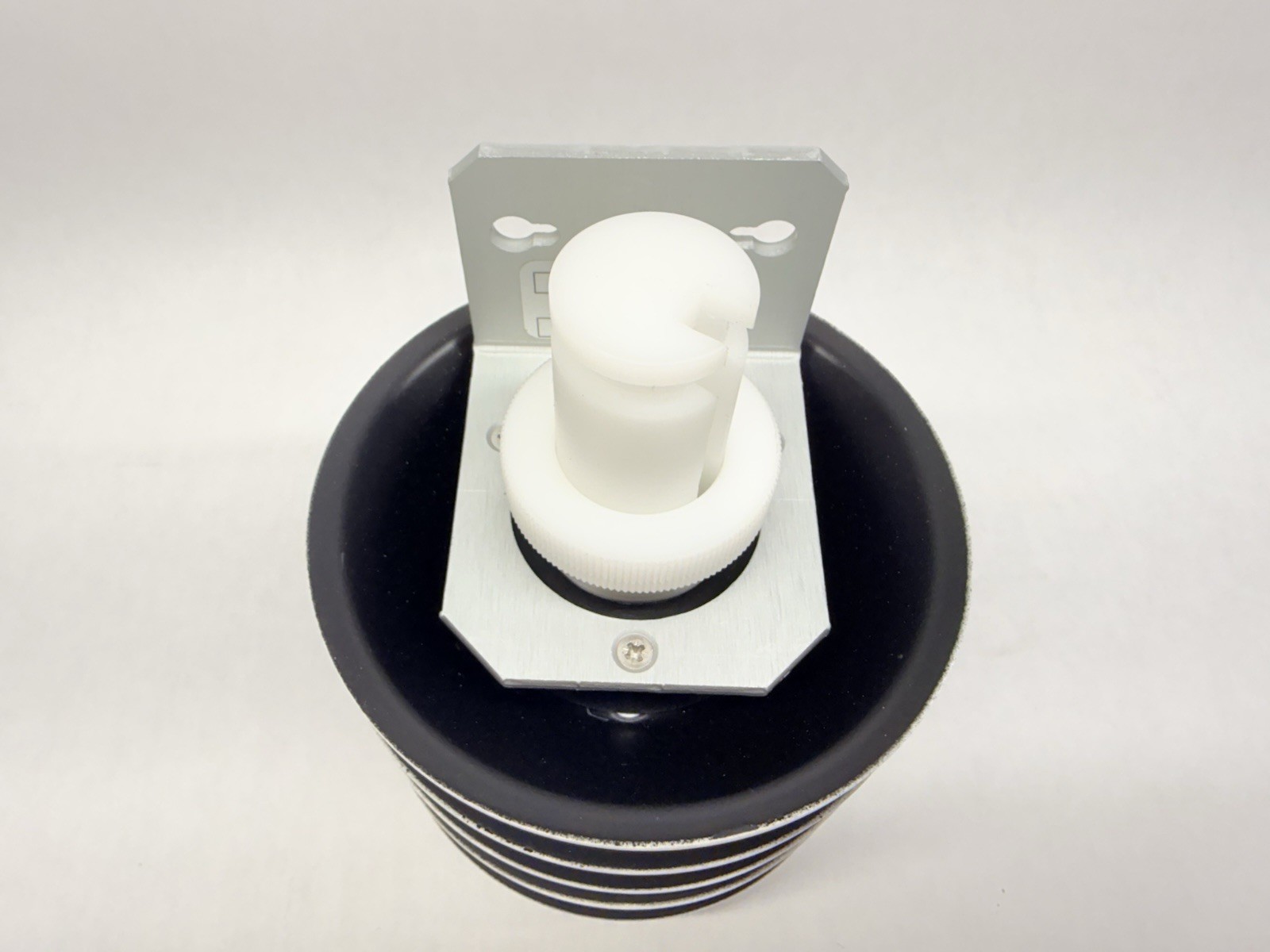 NEW Vaisala HMT120 Humidity & Temperature Transmitter 0 to 100%RH, -40 to +140°F