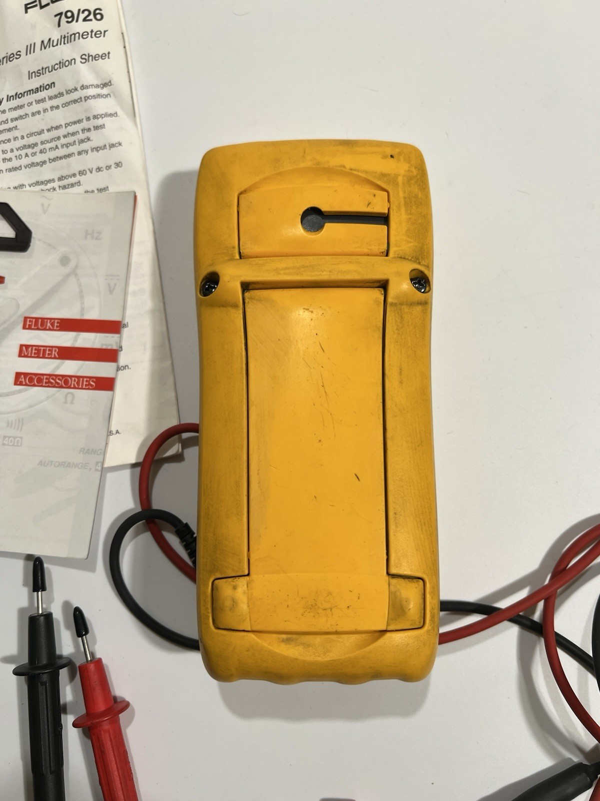 Fluke 26 III True RMS Multimeter With Connector Assortment. See Description Note
