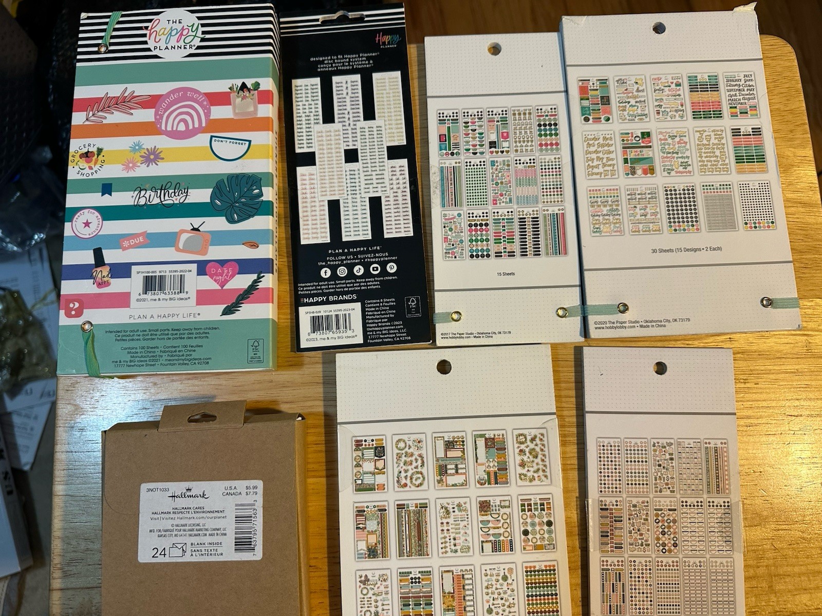 Happy Planner All The Essentials Sticker 100 Pages & 5 Small Sticker Sheet Books