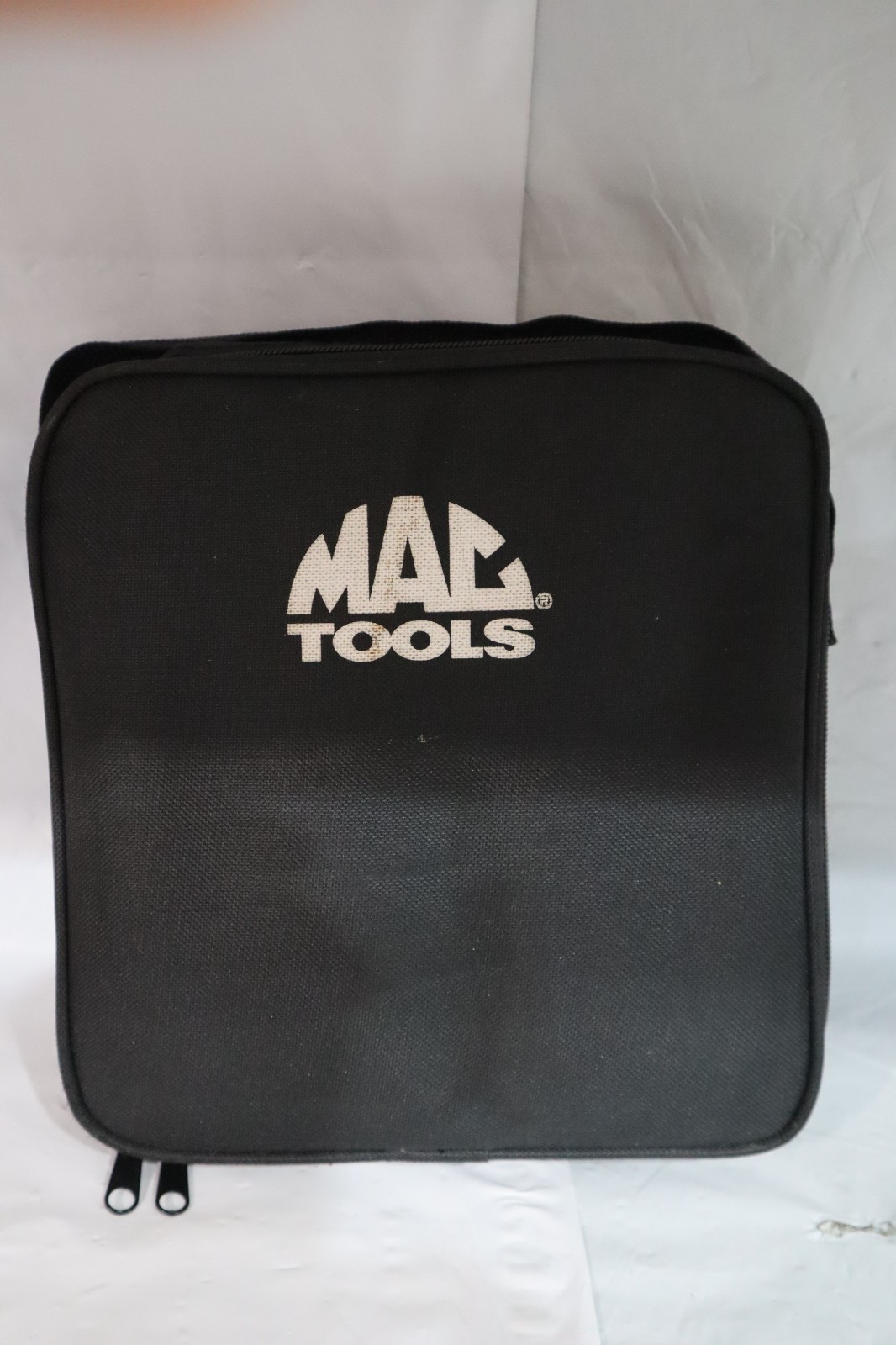 Mac Tools EM721 Digital Multimeter w/Original Case, Leads #20517R