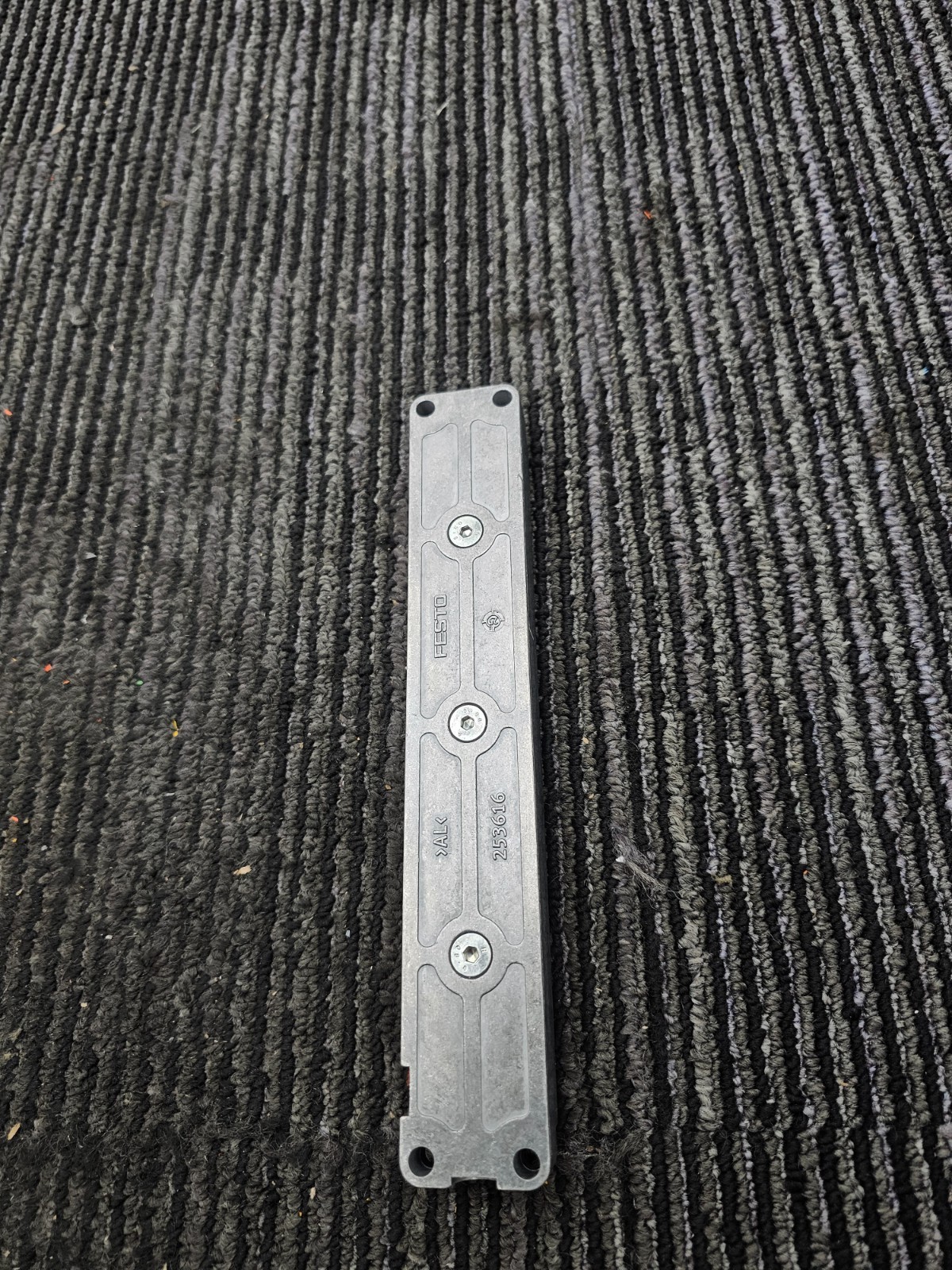 FESTO 13293 EV-20/180-5 Diaphragm Clamping Cylinder Clamping Module