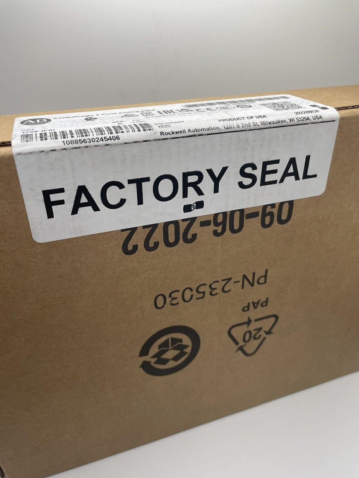 New Sealed PLC-AB 1756-IF8I/B Isolated Analog Input Module