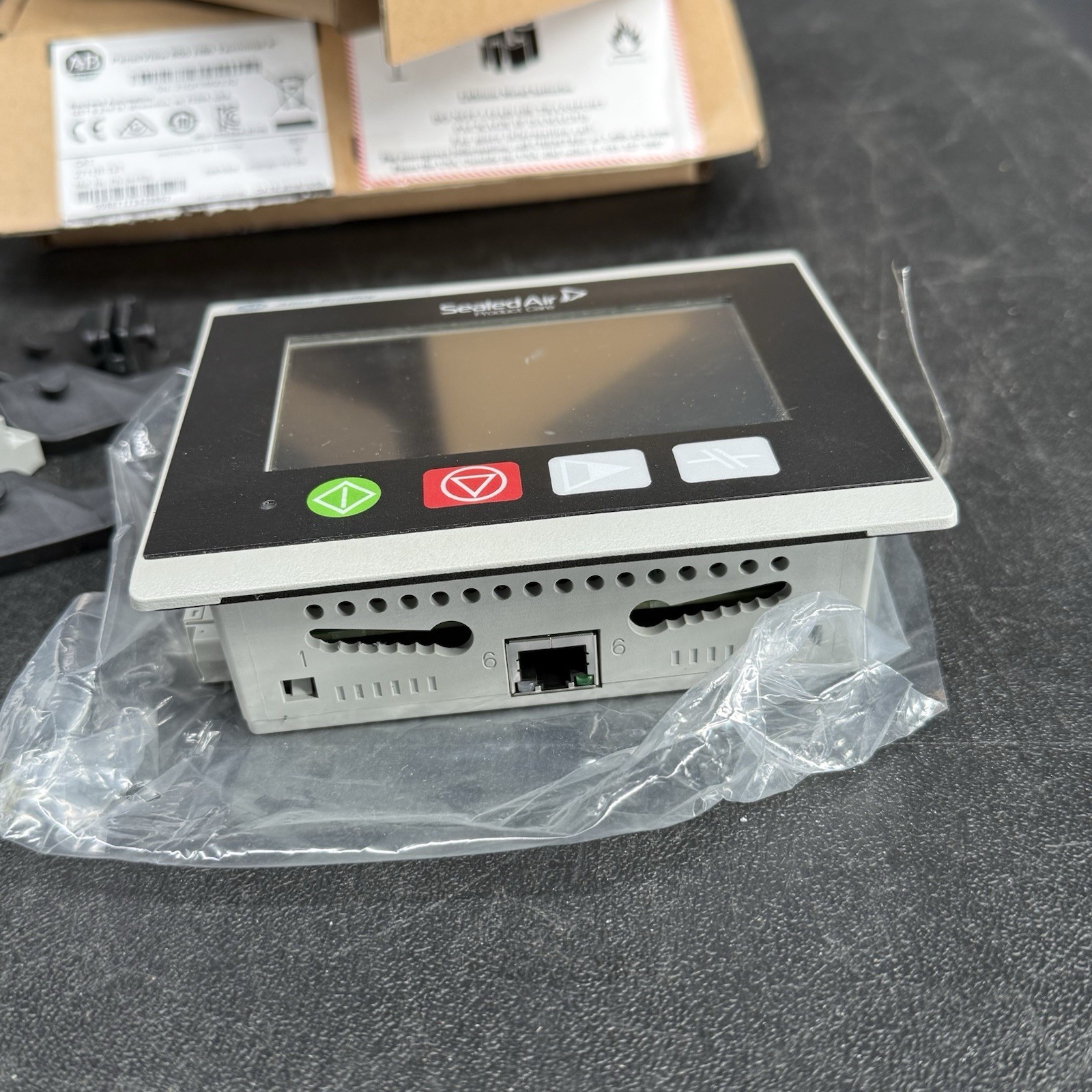 Allen-Bradley 2711R-T4T PanelView 800 HMI 4” Touch Terminal Series B Sealed Air