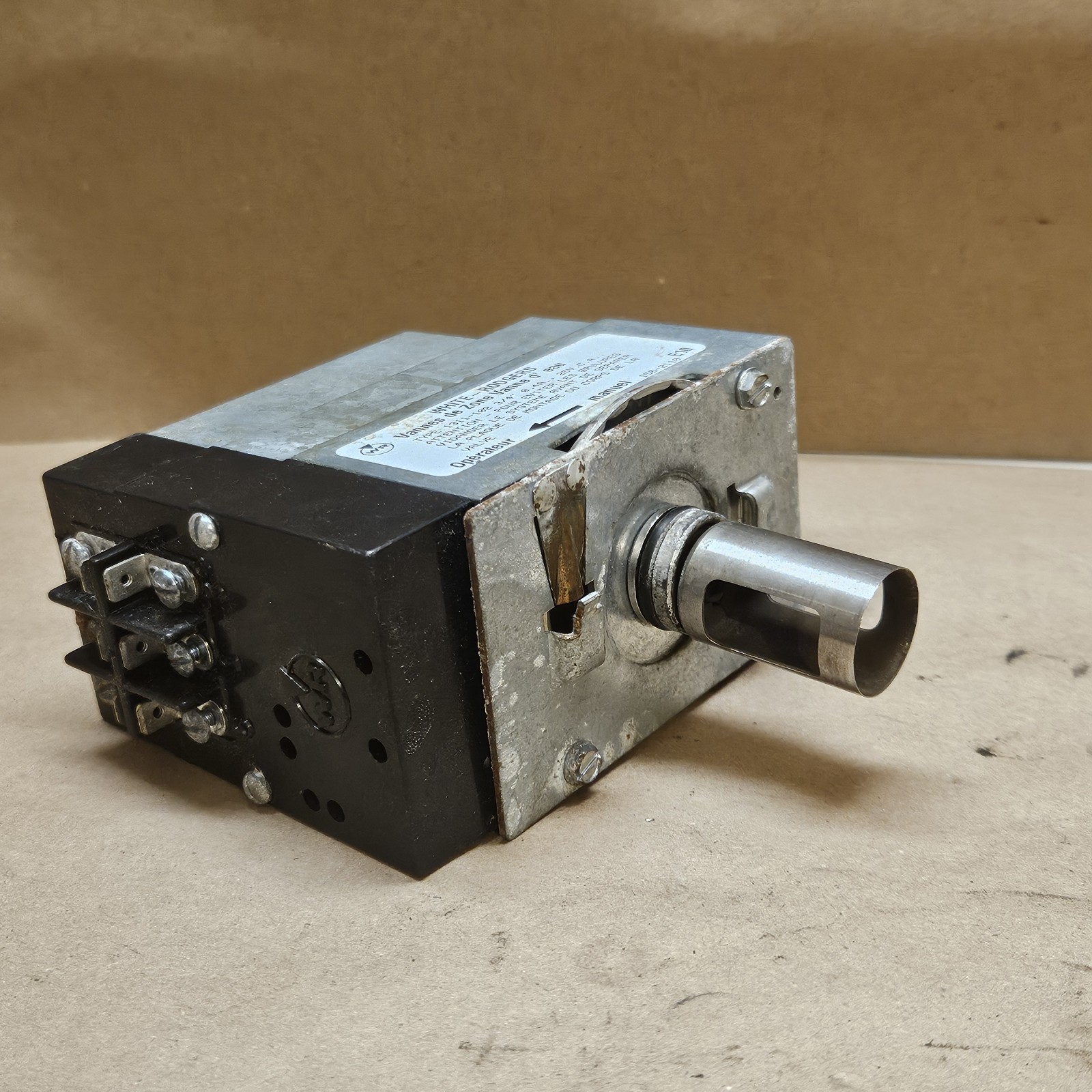 White-Rodgers 1311-102 Hydronic Zone Valve Model 1311-102