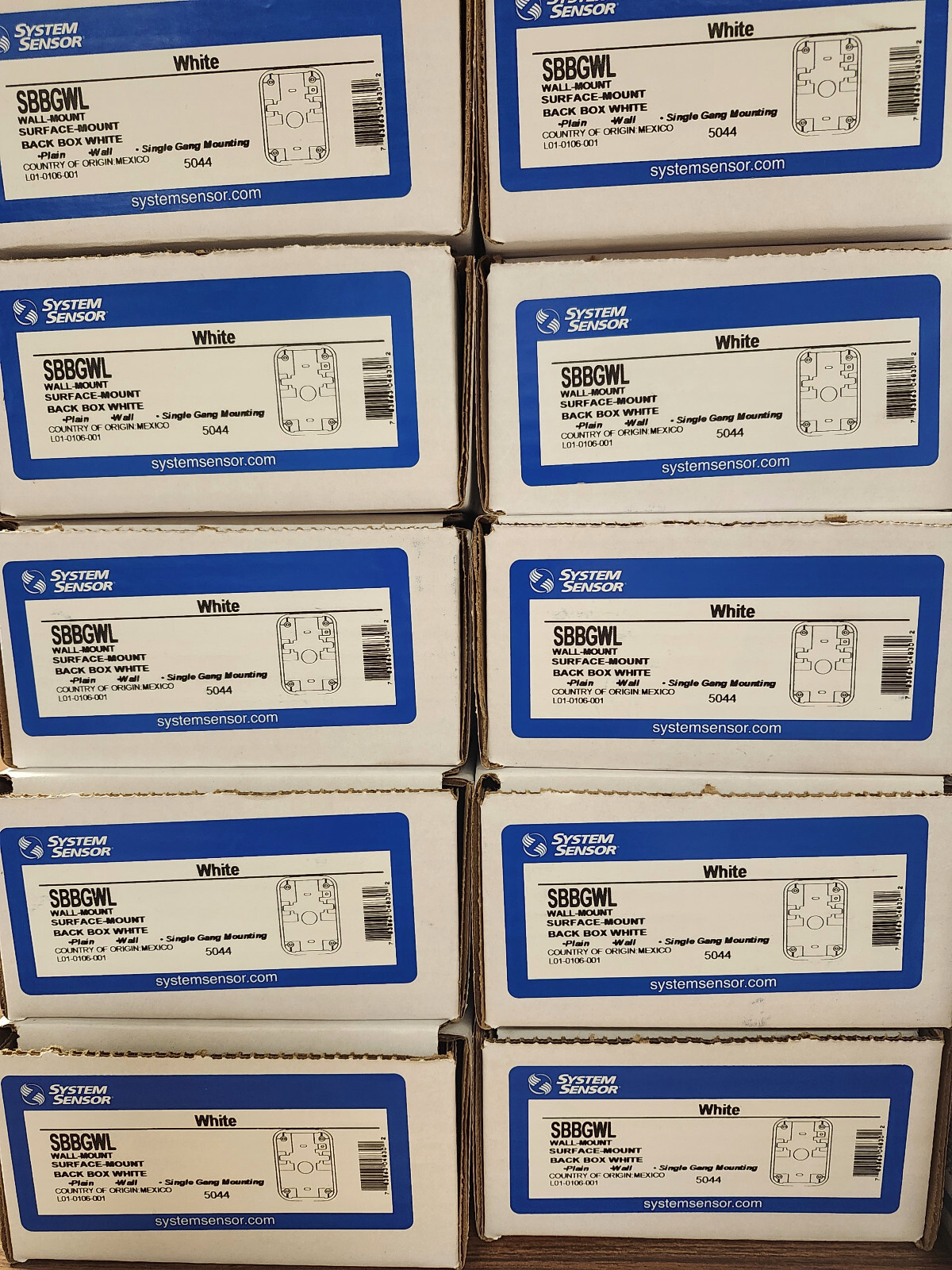 System Sensor #SBBGWL. Compact Wall Surface Back box, «L» Series, White.