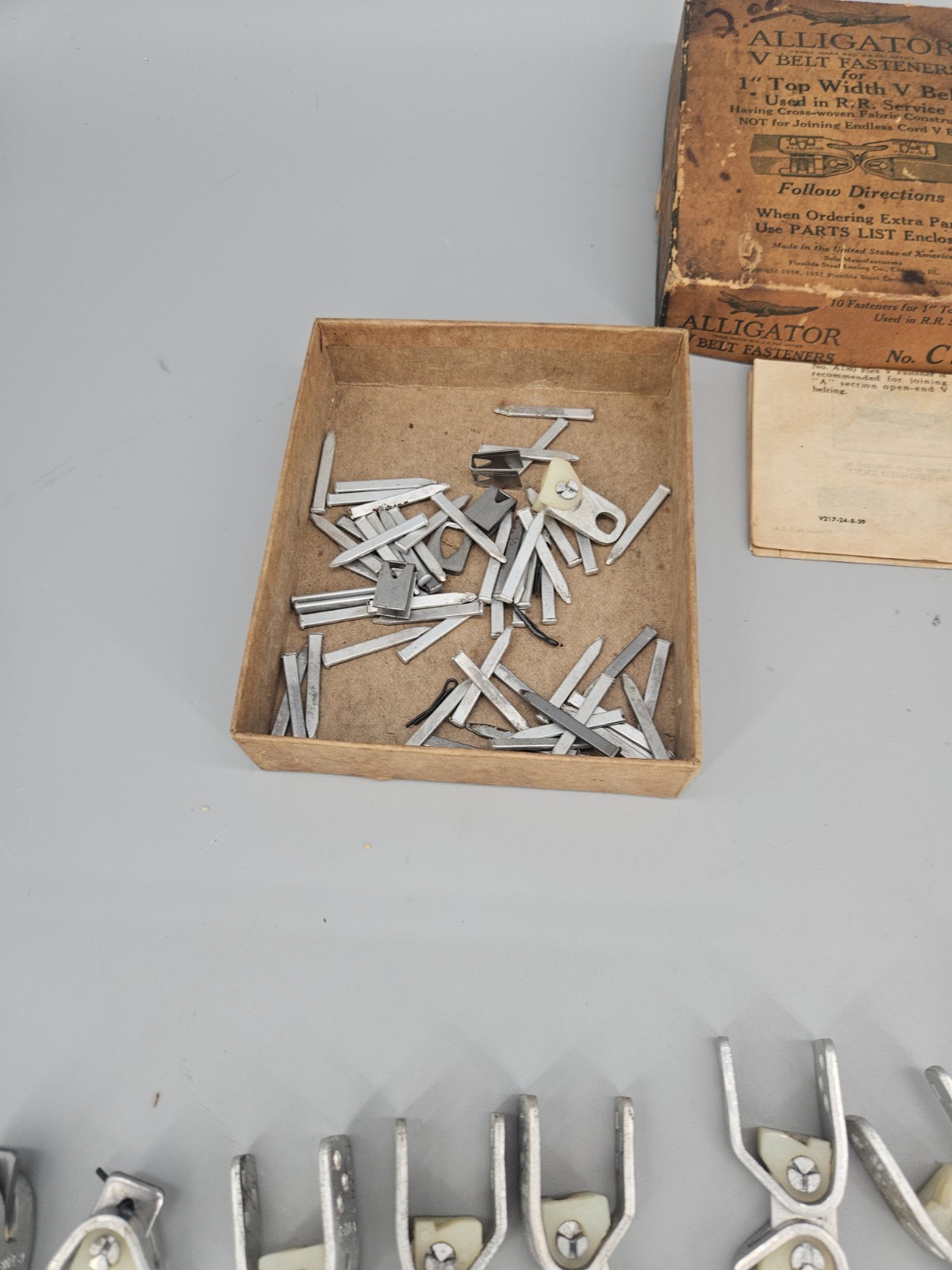 Alligator V Belt Fasteners Vintage Lot C-718-A 20 Count & Box Vtg