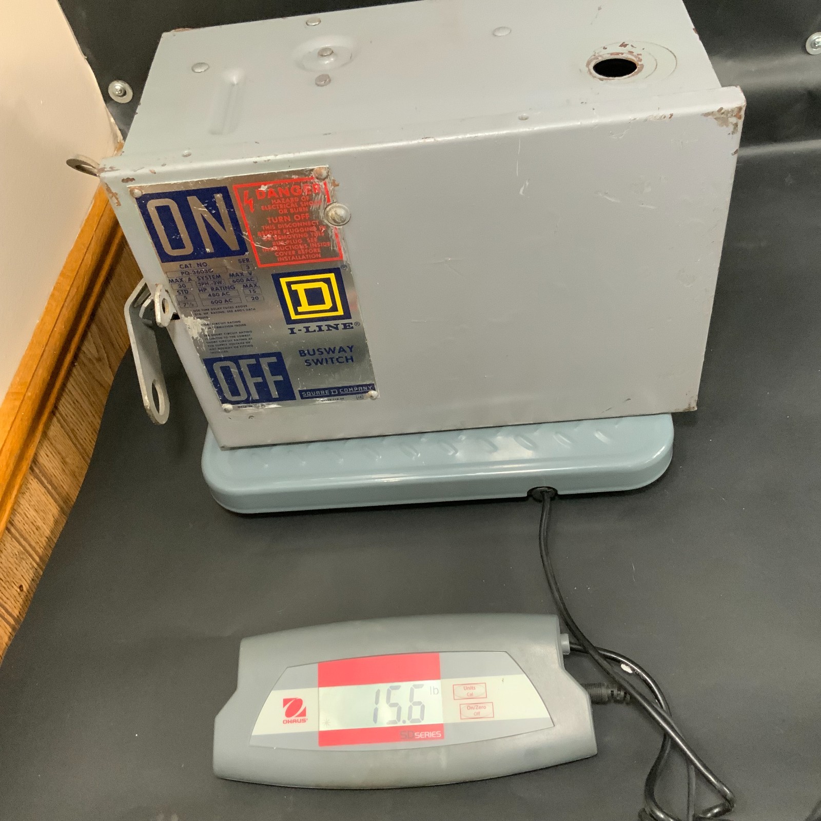 SQUARE D PQ3603G SER.3 I-LINE BUSWAY SWITCH ($150 OBO)