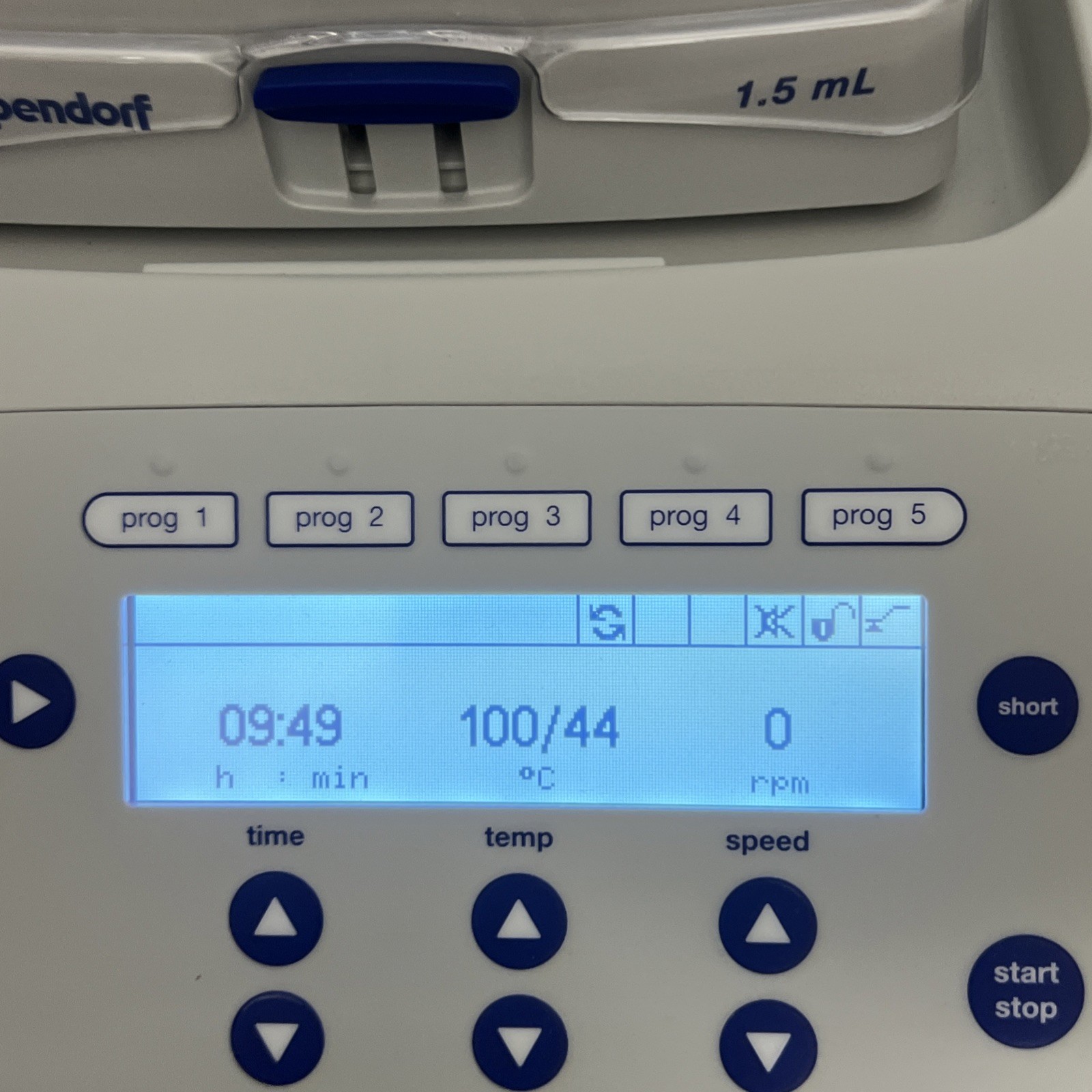 Eppendorf 5382 ThermoMixer C Mixer Shaker W/ 1.5mL tube- Tested Working-PLZ READ