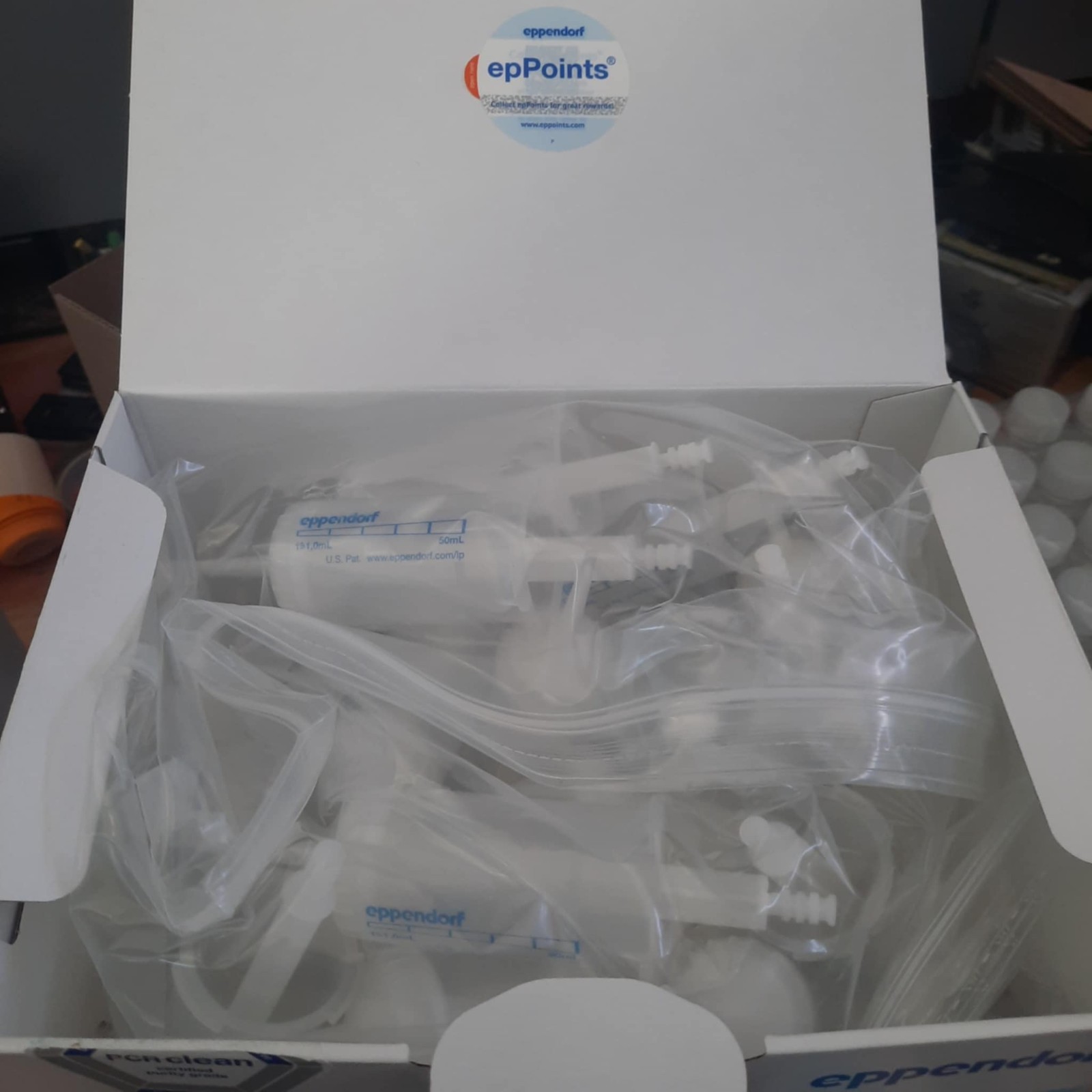 Eppendorf Combitips advanced® 50 mL – 25tips/box, Expires 08/2027