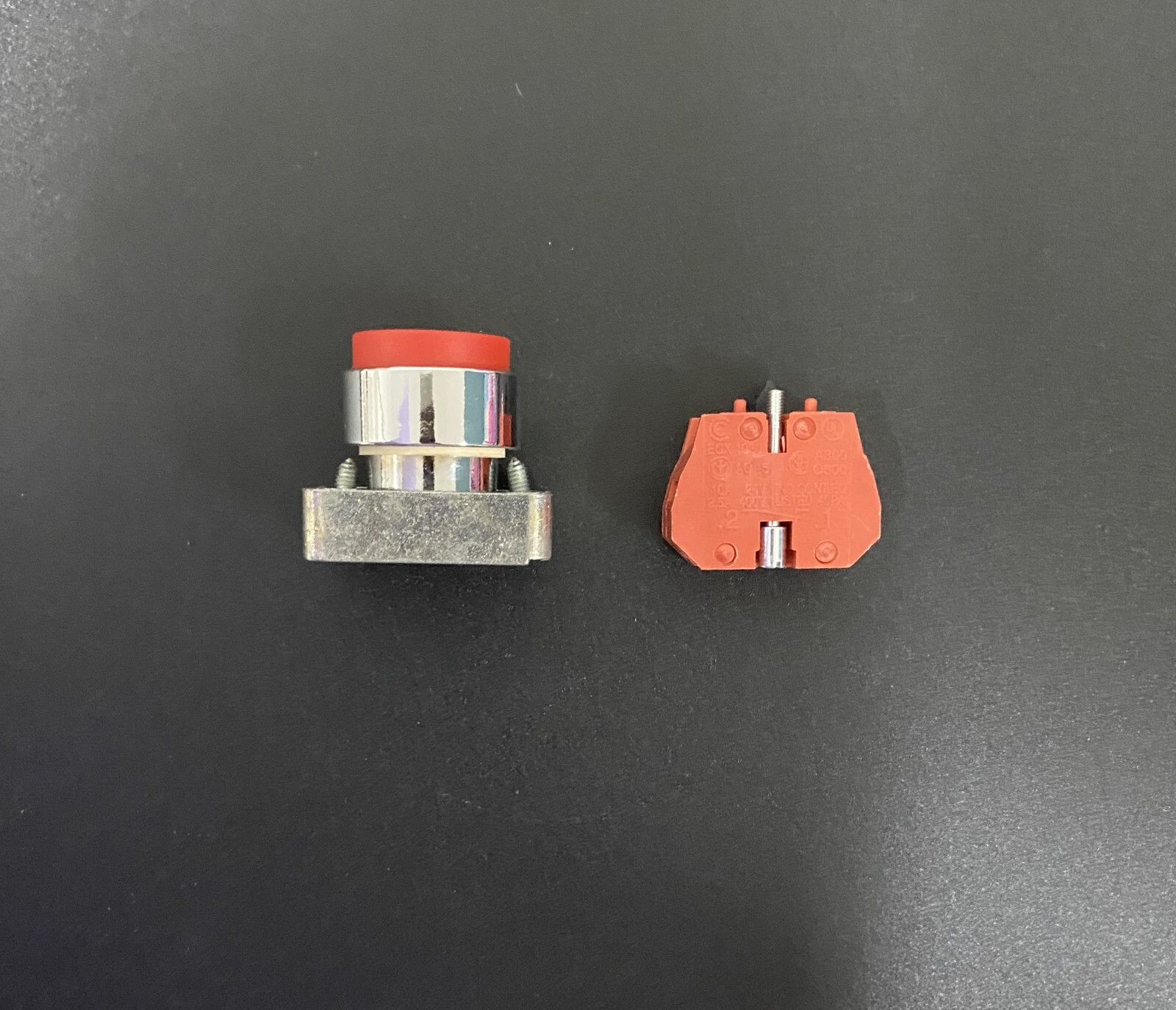 Automation Direct GCX1111 22mm Pushbutton Momentary Extended Red w/ ECX1030